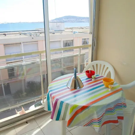 Apartment Climatise Proche Des Thermes Avec Balcon - Fr-1-503-50 *