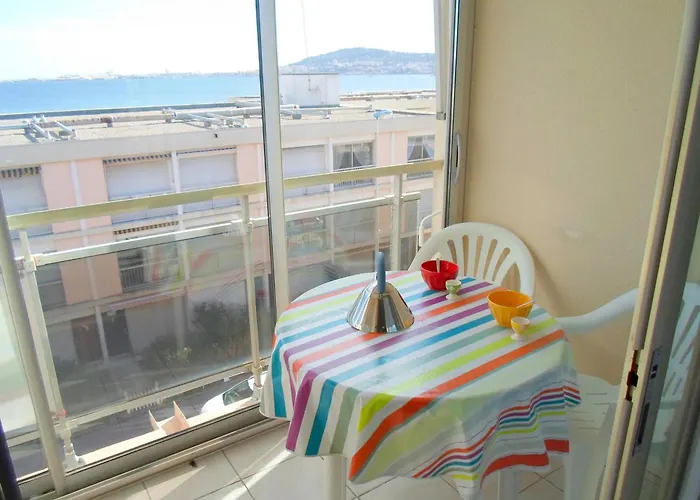 2* Proche Thermes, Vue Etang, Climatise - Fr-1-503-50 Apartment *